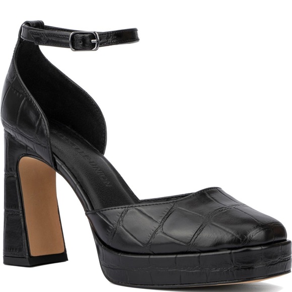 Nordstrom Shoes - Nordstrom GABRIELLE UNION Hazel Croc-Embossed Platform Pump